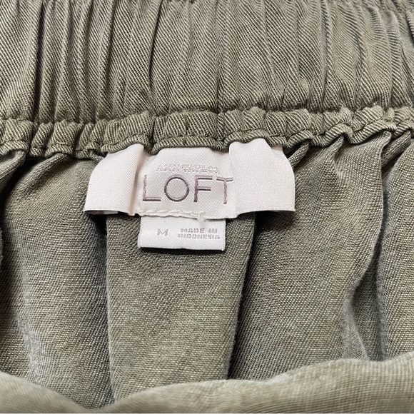 Ann Taylor Loft Olive Green Mini 100% Lyocell Skirt Women’s Medium Soft - Picture 6 of 6